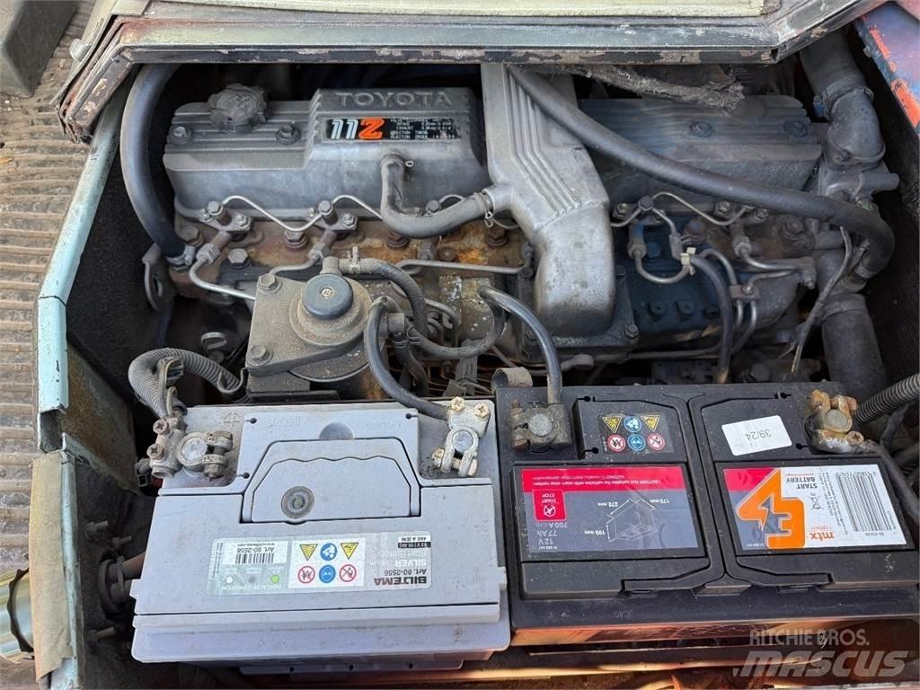 Toyota 02-5 FD35 Dyzeliniai krautuvai
