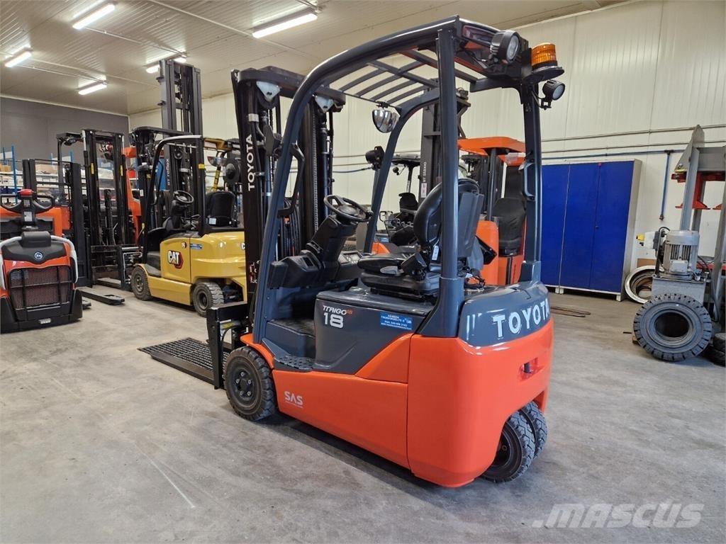 Toyota 8FBEK18T Elektriniai šakiniai krautuvai