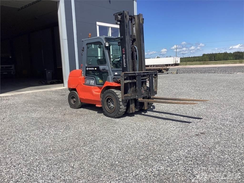 Toyota L 50 Elektriniai šakiniai krautuvai