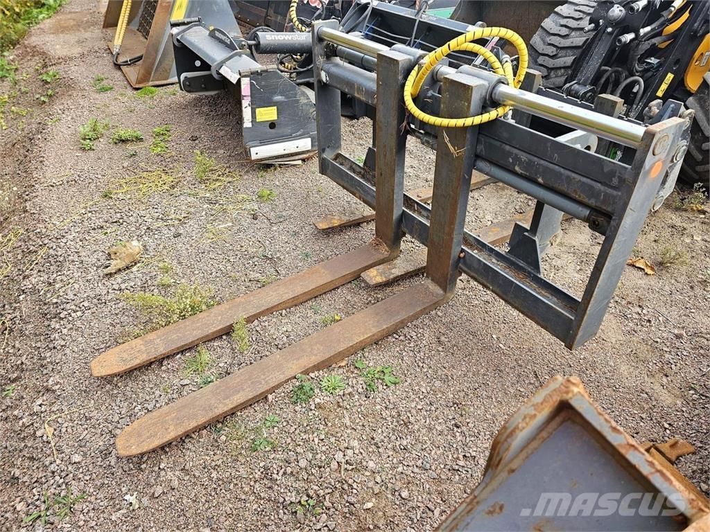  Trukkipiikit Šakės