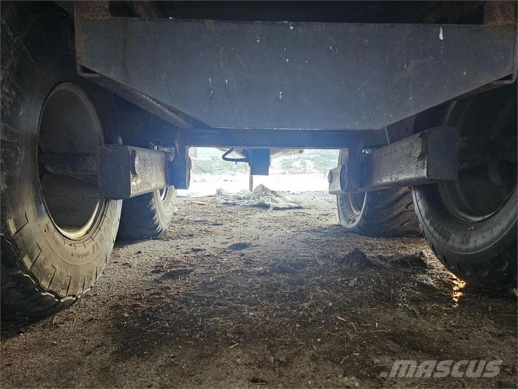 Tuhti M120 Žemės ūkis - Kita