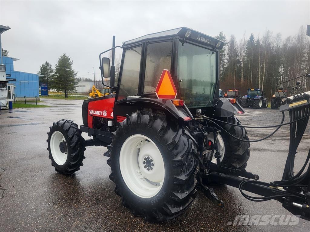 Valmet 455 Traktoriai
