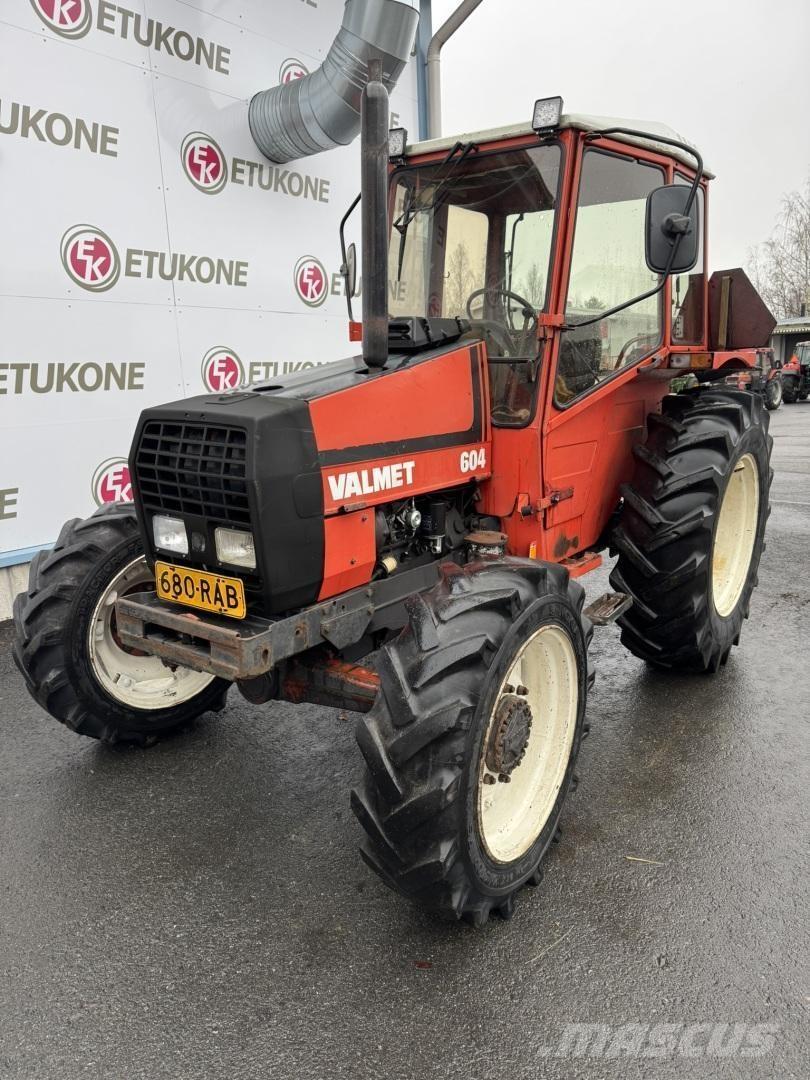 Valmet 604 Traktoriai