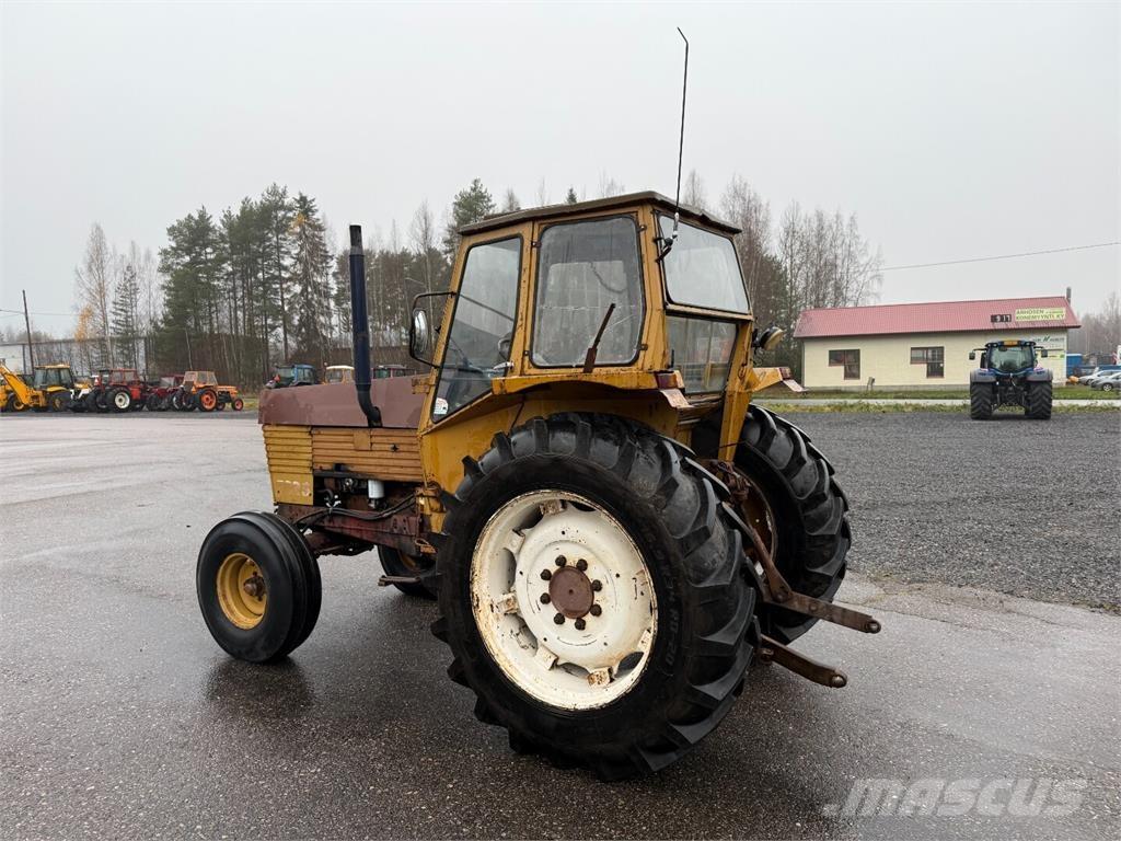Valmet 702S Traktoriai