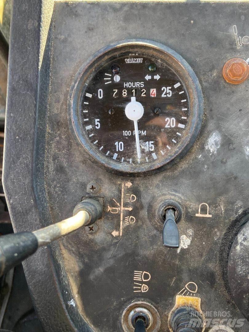 Valmet 802 Traktoriai