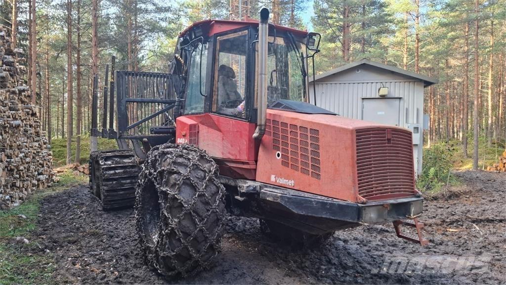 Valmet 840.2 Naudoti miškovežiai (Forvarderiai)