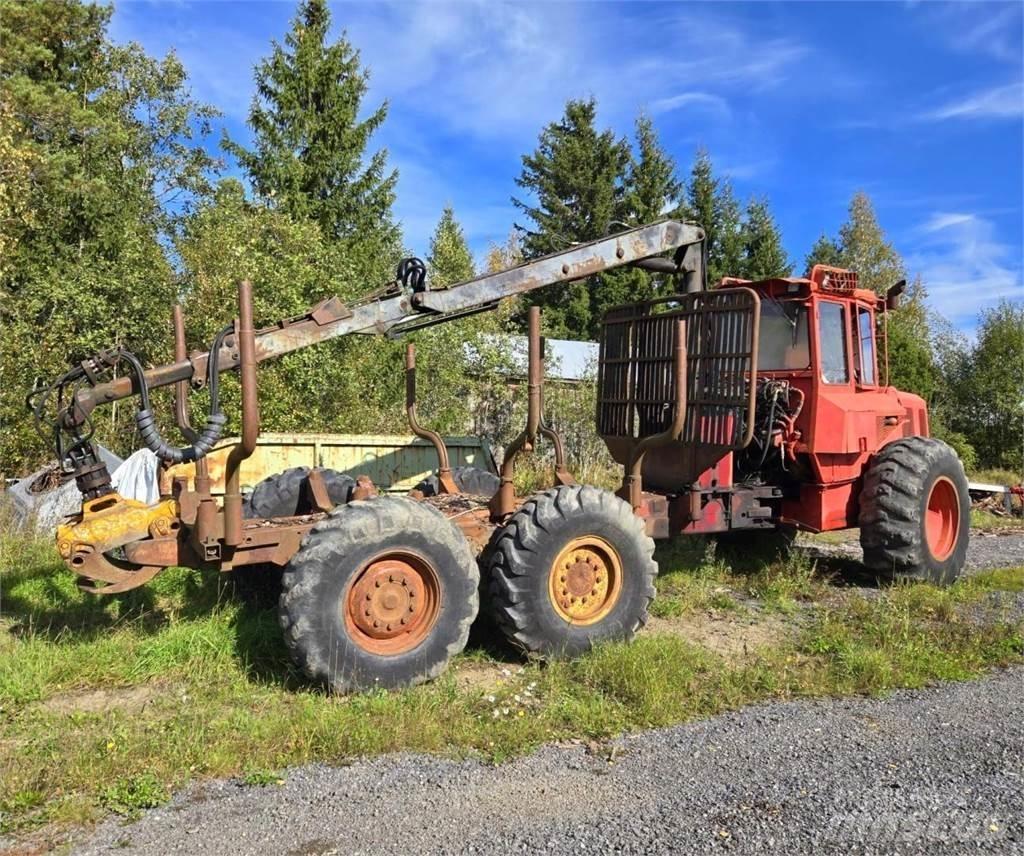 Valmet 886K Naudoti miškovežiai (Forvarderiai)