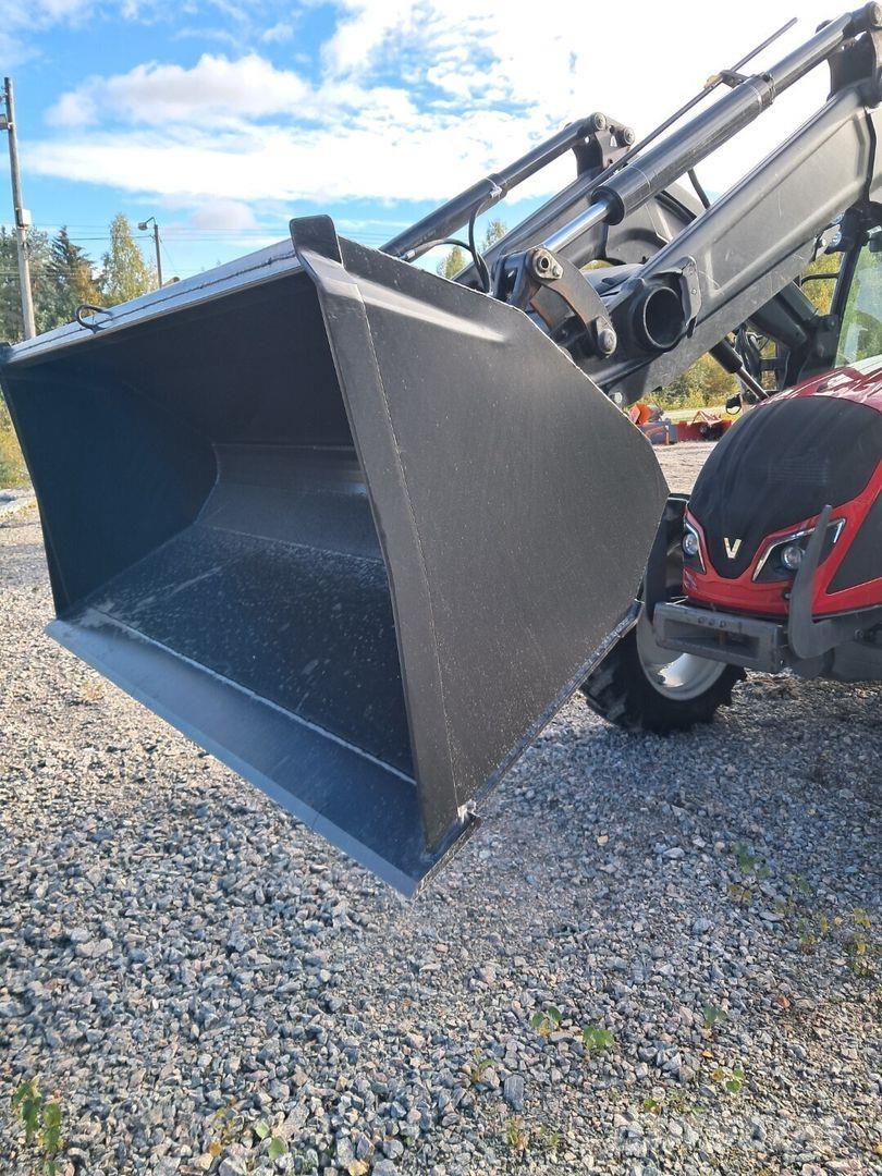 Valtra A94 hitec Traktoriai