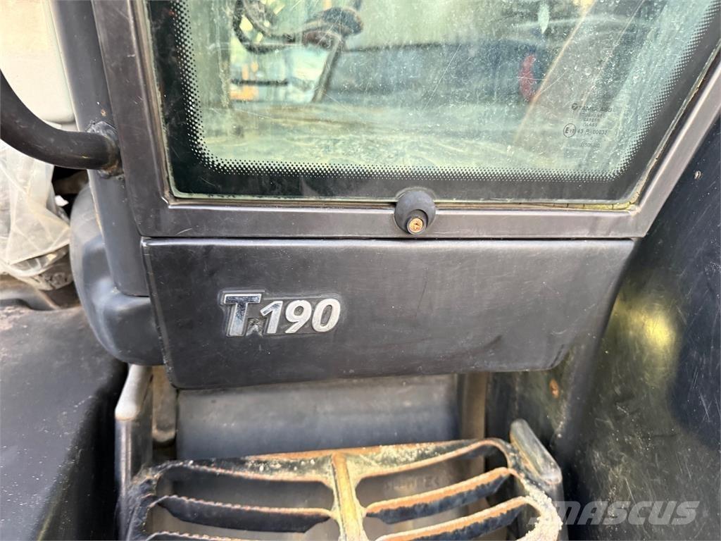 Valtra T190 Traktoriai