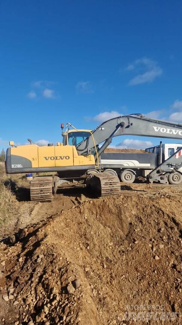 Volvo 210C Vikšriniai ekskavatoriai