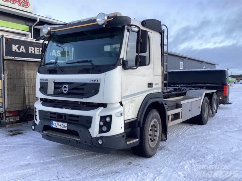 Volvo 460 Sunkvežimiai su keliamuoju kabliu