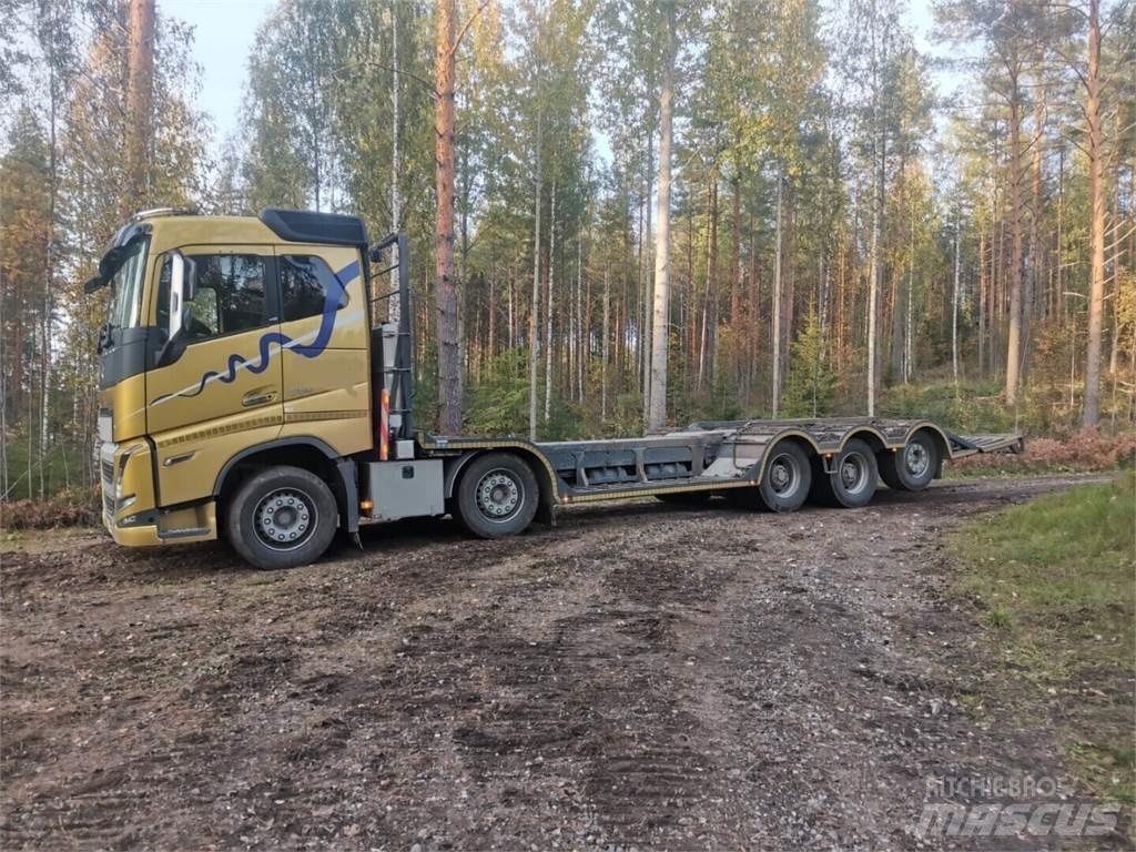 Volvo 750 Autovežiai