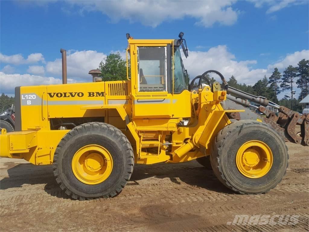 Volvo BM 120B Naudoti ratiniai krautuvai