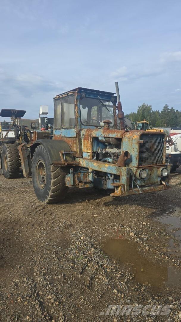 Volvo BM DR 860 Vertikalūs stiebiniai keltuvai