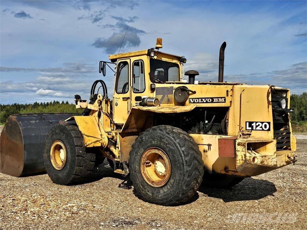 Volvo BM L120 Naudoti ratiniai krautuvai