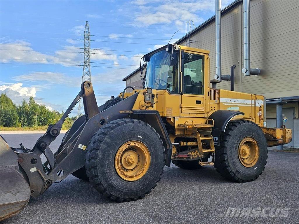 Volvo BM L120C Naudoti ratiniai krautuvai