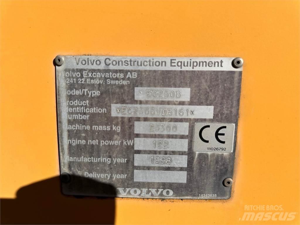 Volvo EC230B Vikšriniai ekskavatoriai