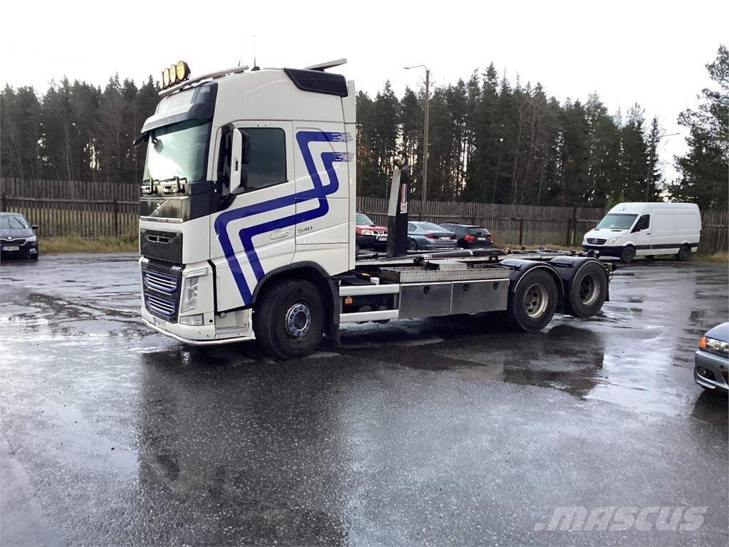 Volvo FH 540 Sunkvežimiai su keliamuoju kabliu