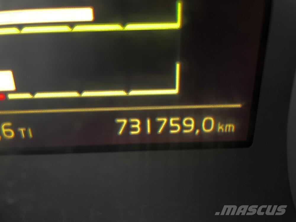 Volvo FH 6X2 -18 Konteinerių nuožulnaus pakėlimo ant platformos krautuvai