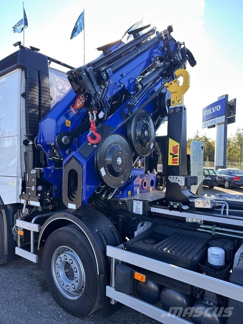 Volvo FH13 8x4 Automobiliniai kranai
