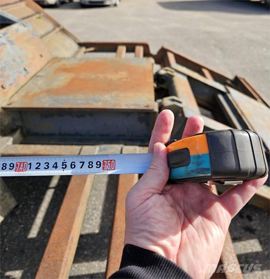 Volvo FH16 6X2 Miško mašinų transportavimo sunkvežimiai