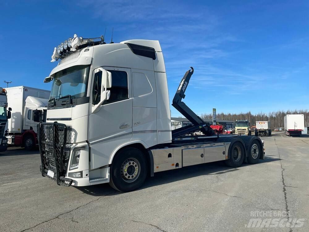 Volvo FH16 6x2 -13 Sunkvežimiai su keliamuoju kabliu