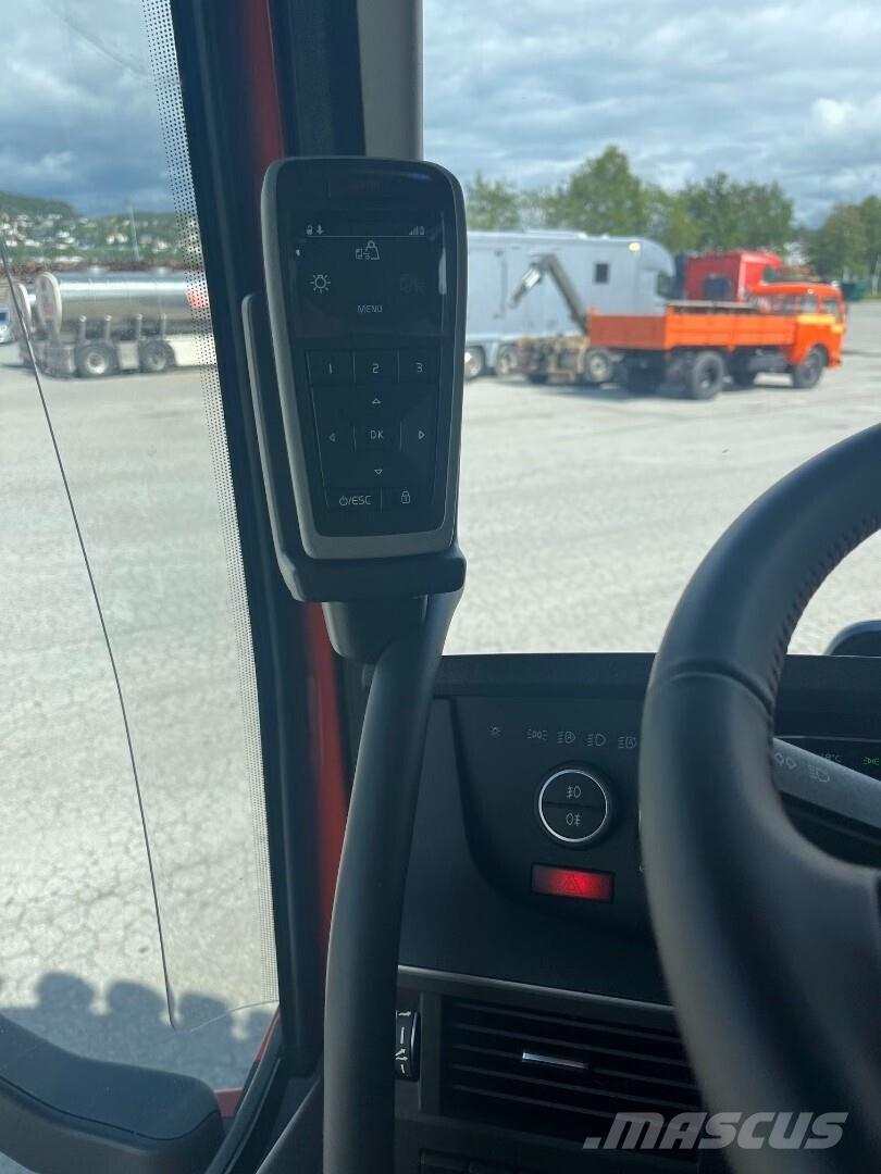 Volvo FH16 750 Naudoti vilkikai