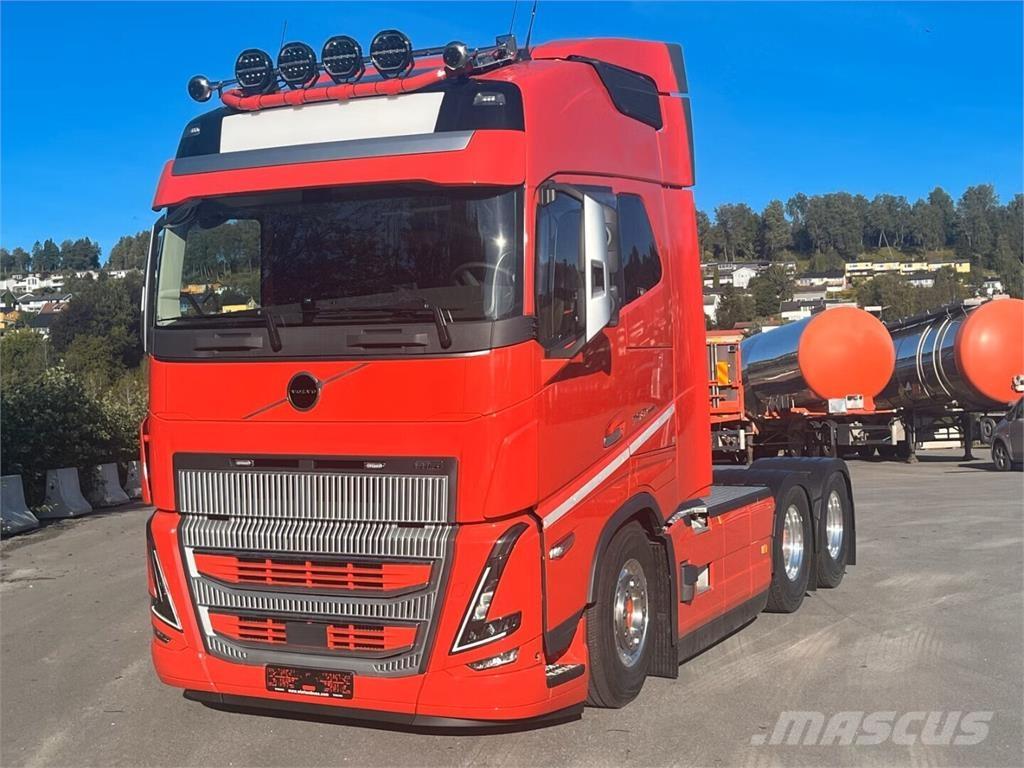 Volvo FH16 750 Naudoti vilkikai