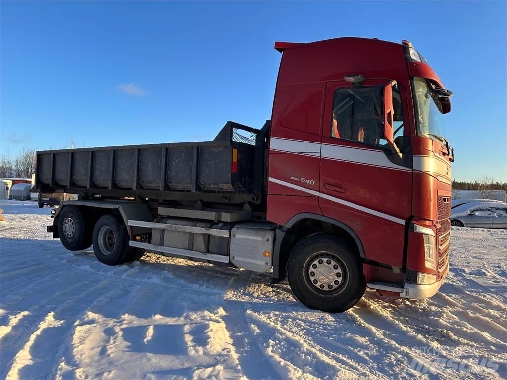 Volvo FH540 Sunkvežimiai su keliamuoju kabliu