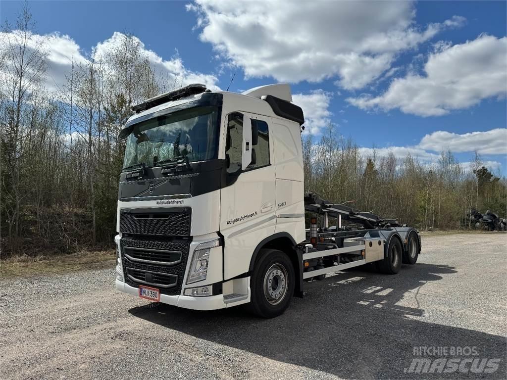 Volvo FH540 Sunkvežimiai su keliamuoju kabliu