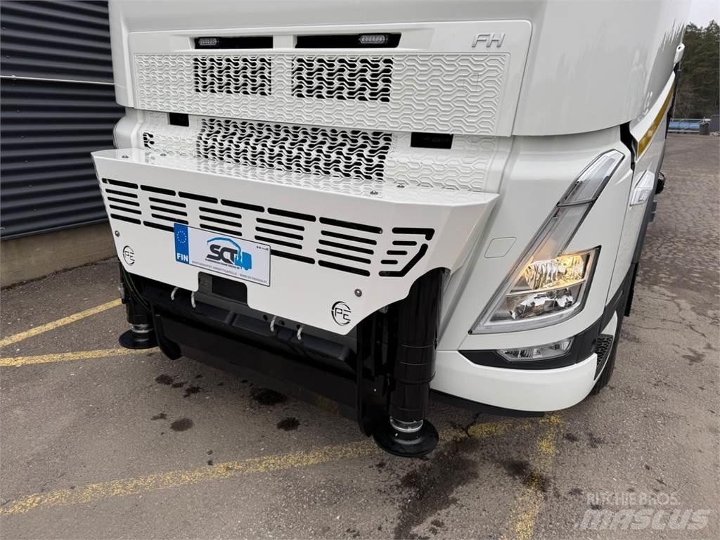 Volvo FH540 10X4 Automobiliniai kranai