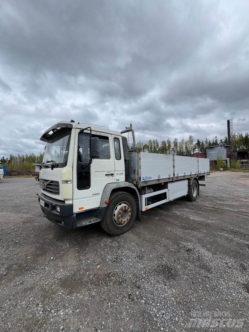 Volvo FL6 Platformos/ Pakrovimas iš šono