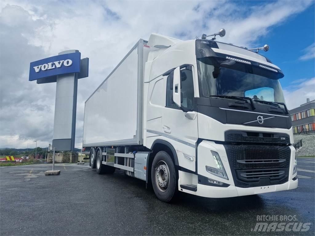Volvo FM 500 6x2 Sunkvežimiai su dengtu kėbulu