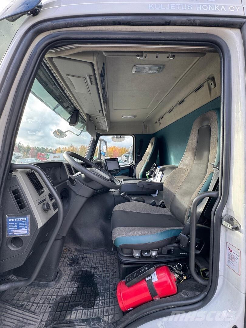 Volvo FM330 6x2 Vilkikai šaldytuvai