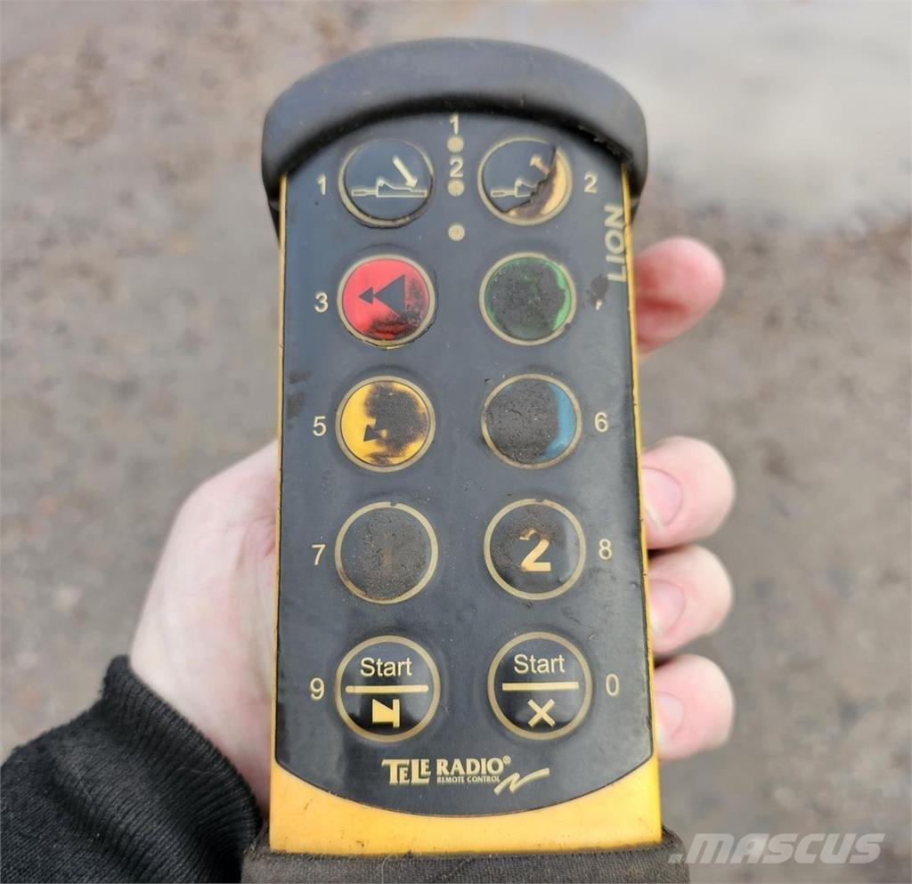 Volvo FM7 4X2 Autovežiai