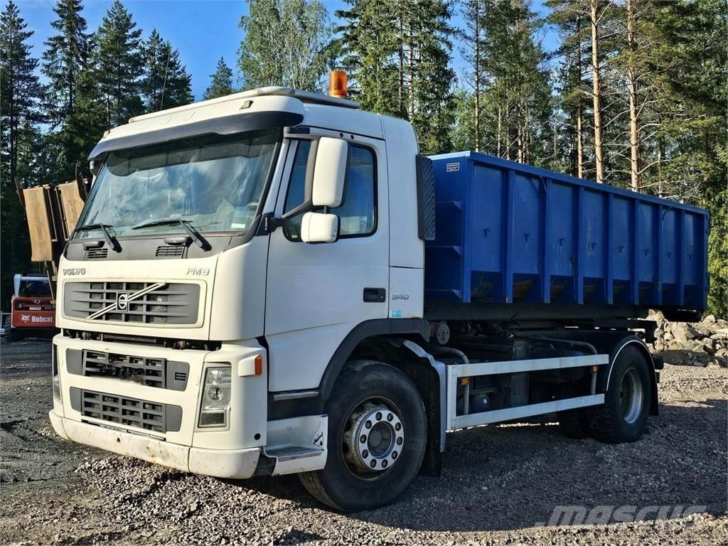 Volvo FM9 4x2 Sunkvežimiai su keliamuoju kabliu