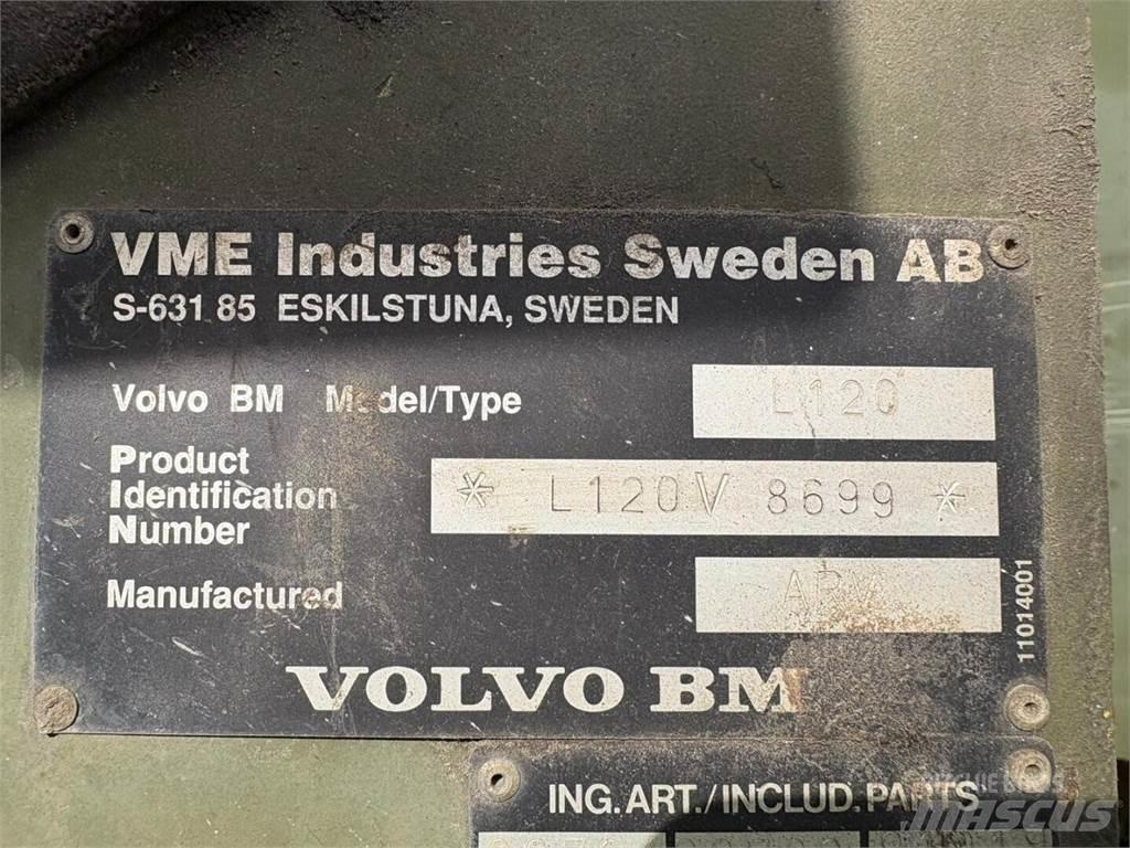Volvo L 120 B Naudoti ratiniai krautuvai