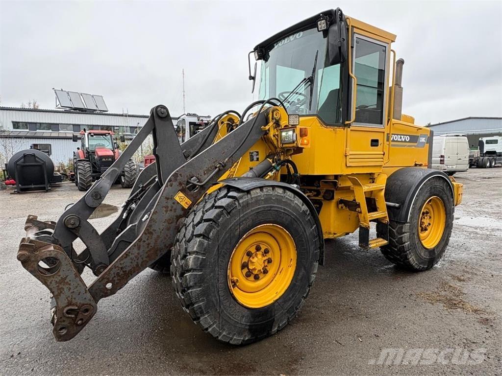 Volvo L 50 C Naudoti ratiniai krautuvai