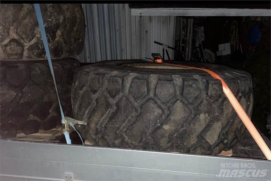 Volvo L120C Naudoti ratiniai krautuvai