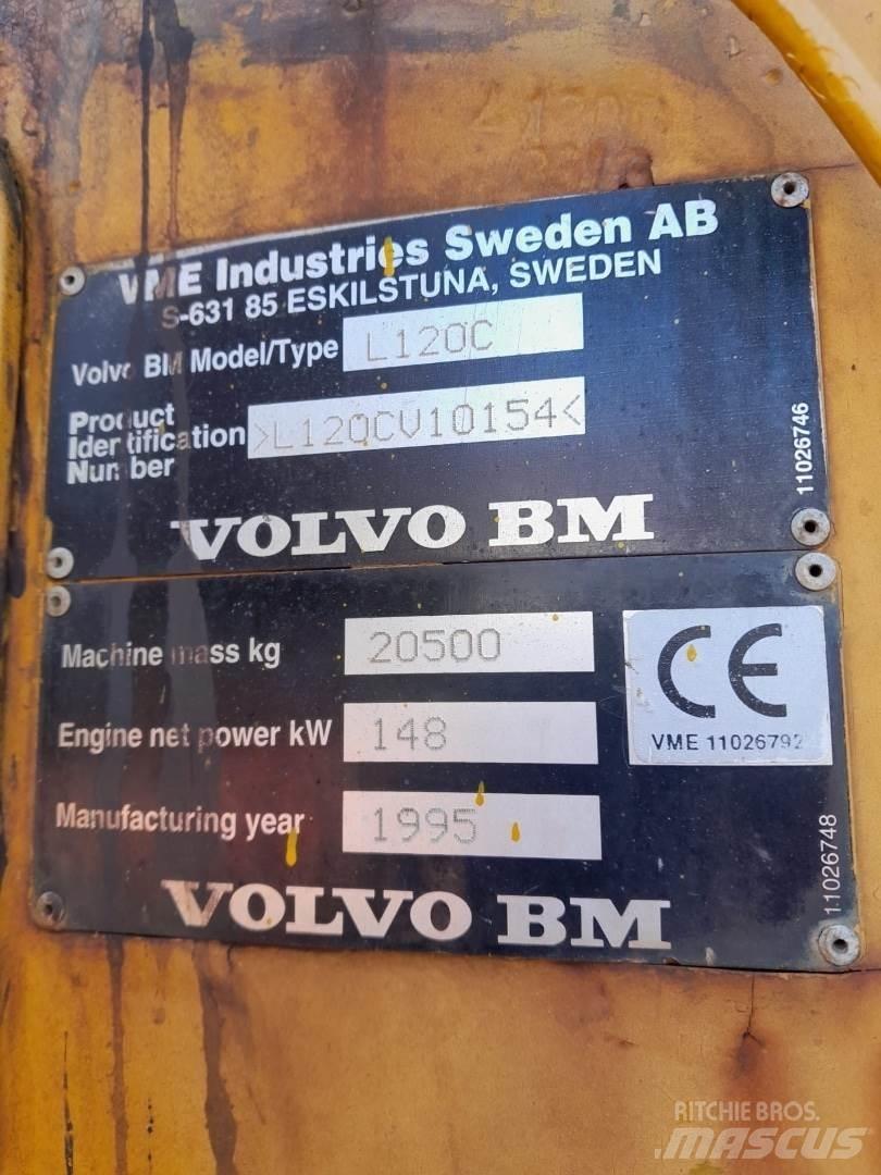Volvo L120C Naudoti ratiniai krautuvai