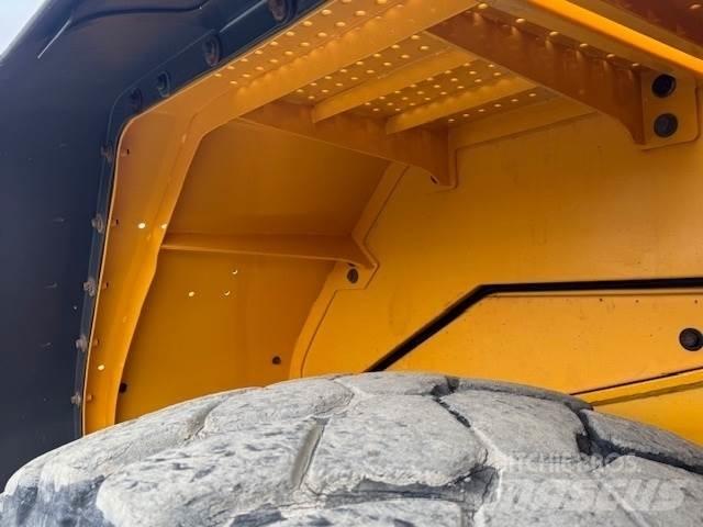 Volvo L120E Naudoti ratiniai krautuvai