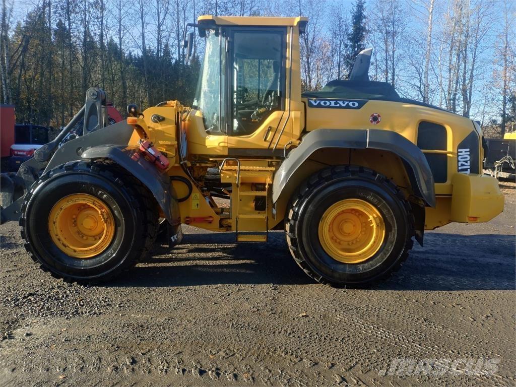 Volvo L120H Naudoti ratiniai krautuvai
