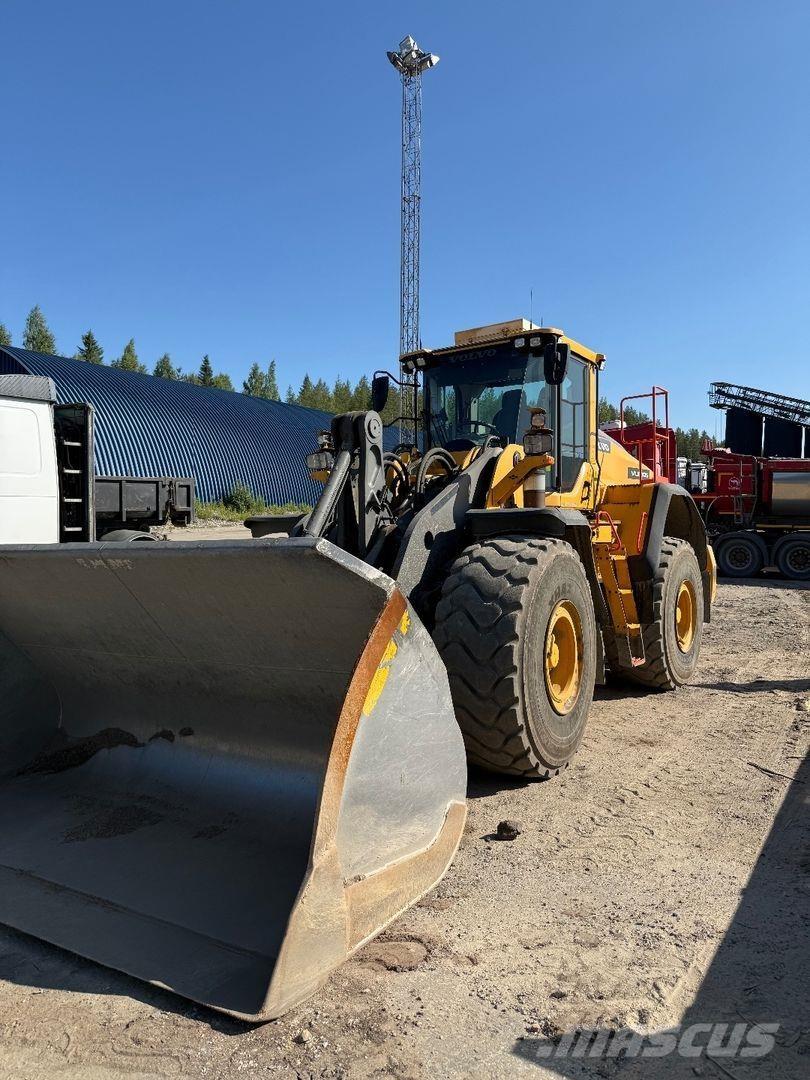 Volvo L180h Naudoti ratiniai krautuvai
