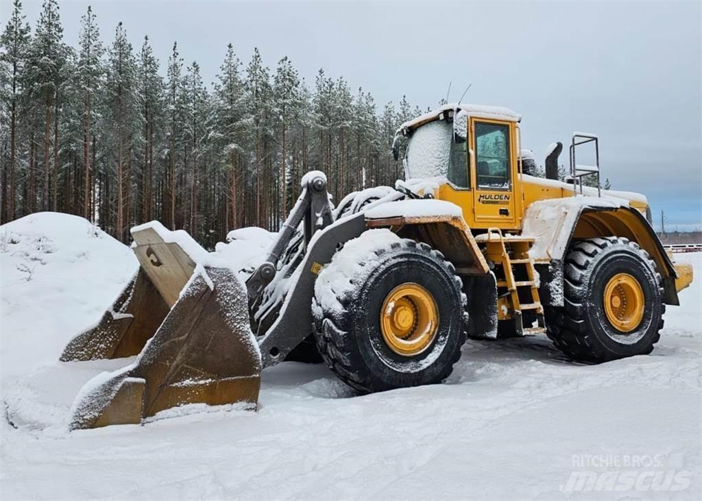 Volvo L220E Naudoti ratiniai krautuvai