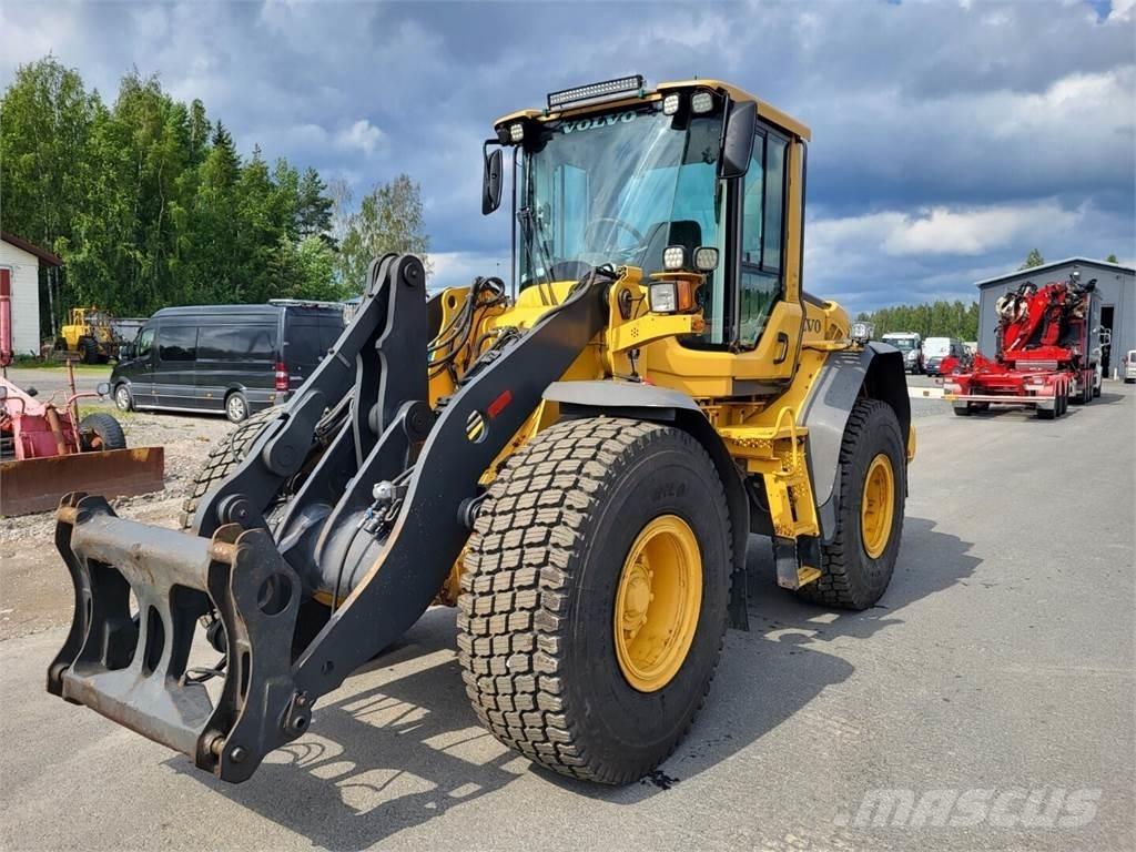 Volvo L60F Naudoti ratiniai krautuvai