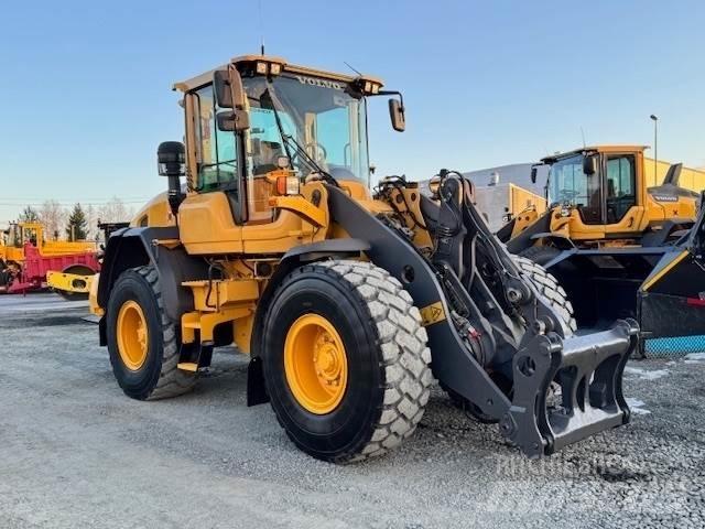 Volvo L60G Naudoti ratiniai krautuvai