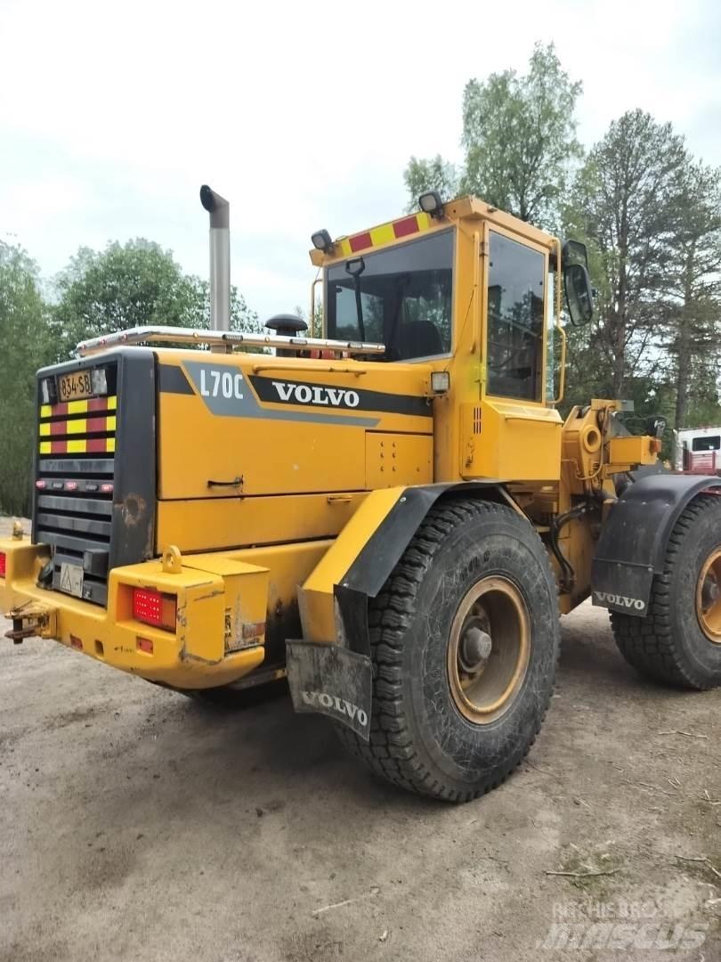 Volvo L70C Naudoti ratiniai krautuvai