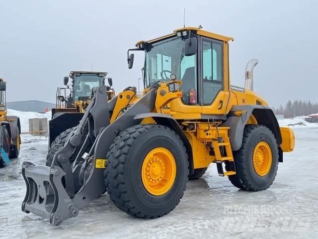 Volvo L70G Naudoti ratiniai krautuvai