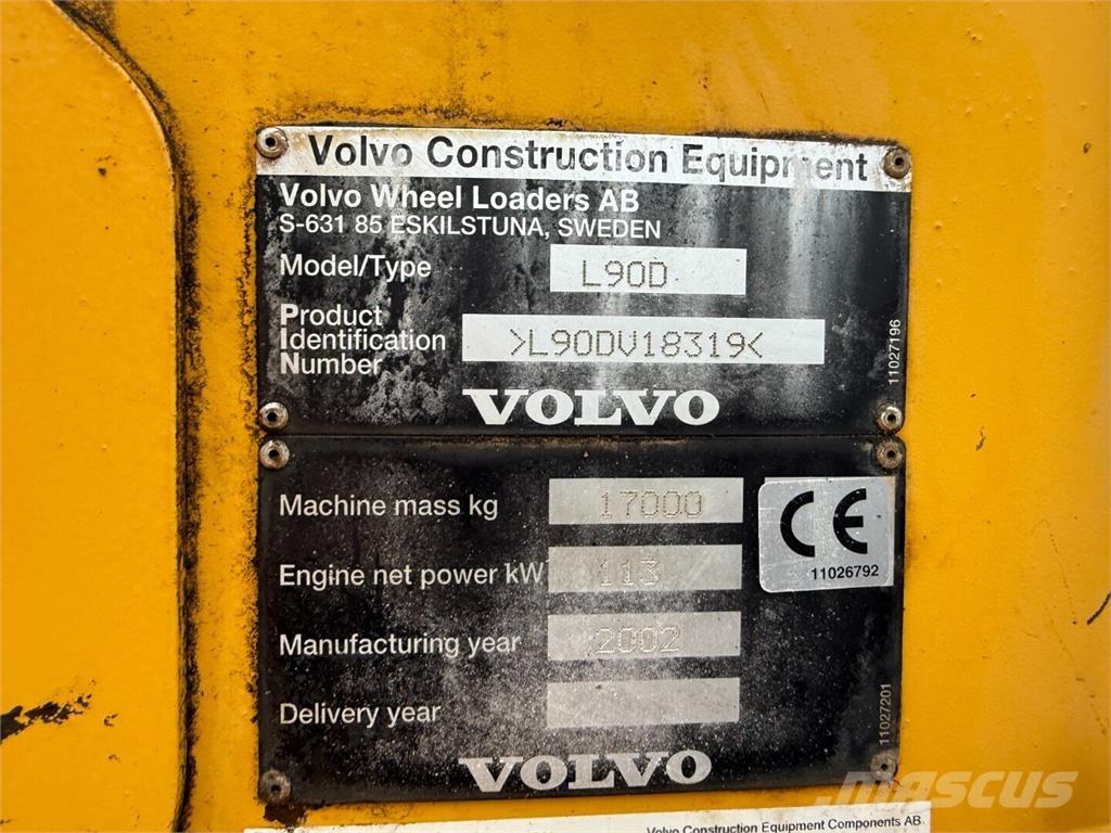 Volvo L90D Naudoti ratiniai krautuvai