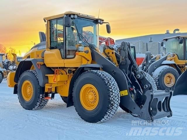 Volvo L90H Naudoti ratiniai krautuvai